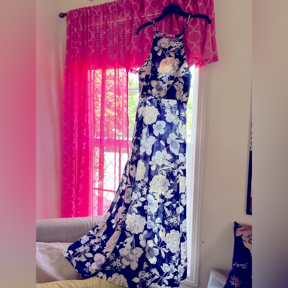 Pretty Maxi Dress size L by Anself